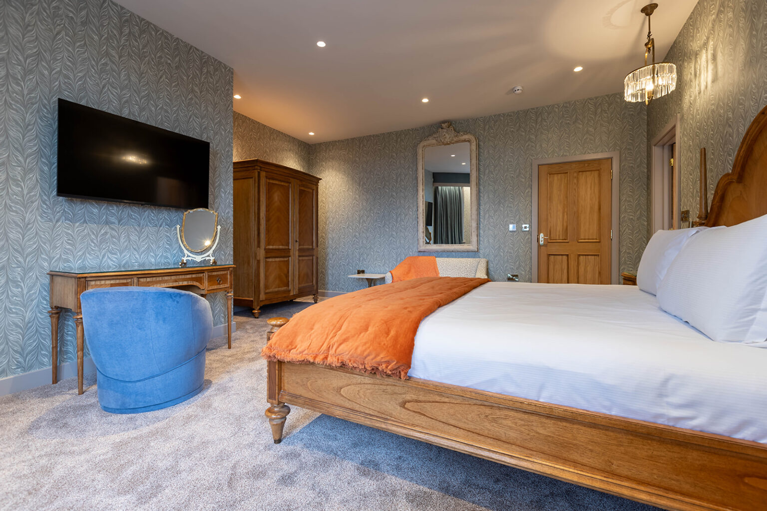 Room 9 Superior Super King Suite At The Heather Glen Country House Hotel