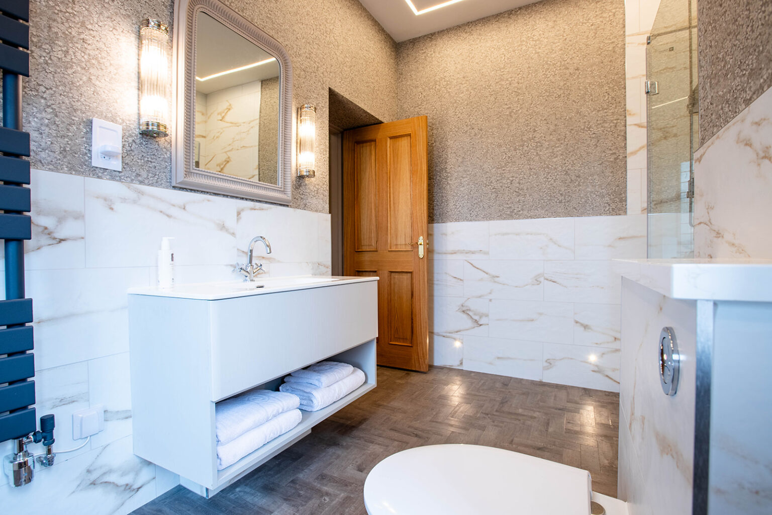 Room 9 Superior Super King Suite At The Heather Glen Country House Hotel